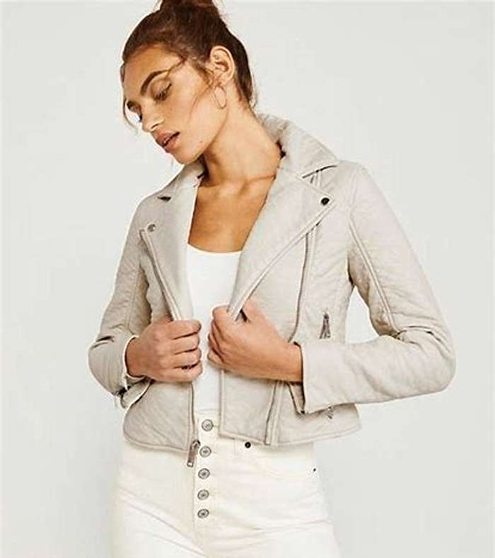 Classic Abercrombie & Fitch branding